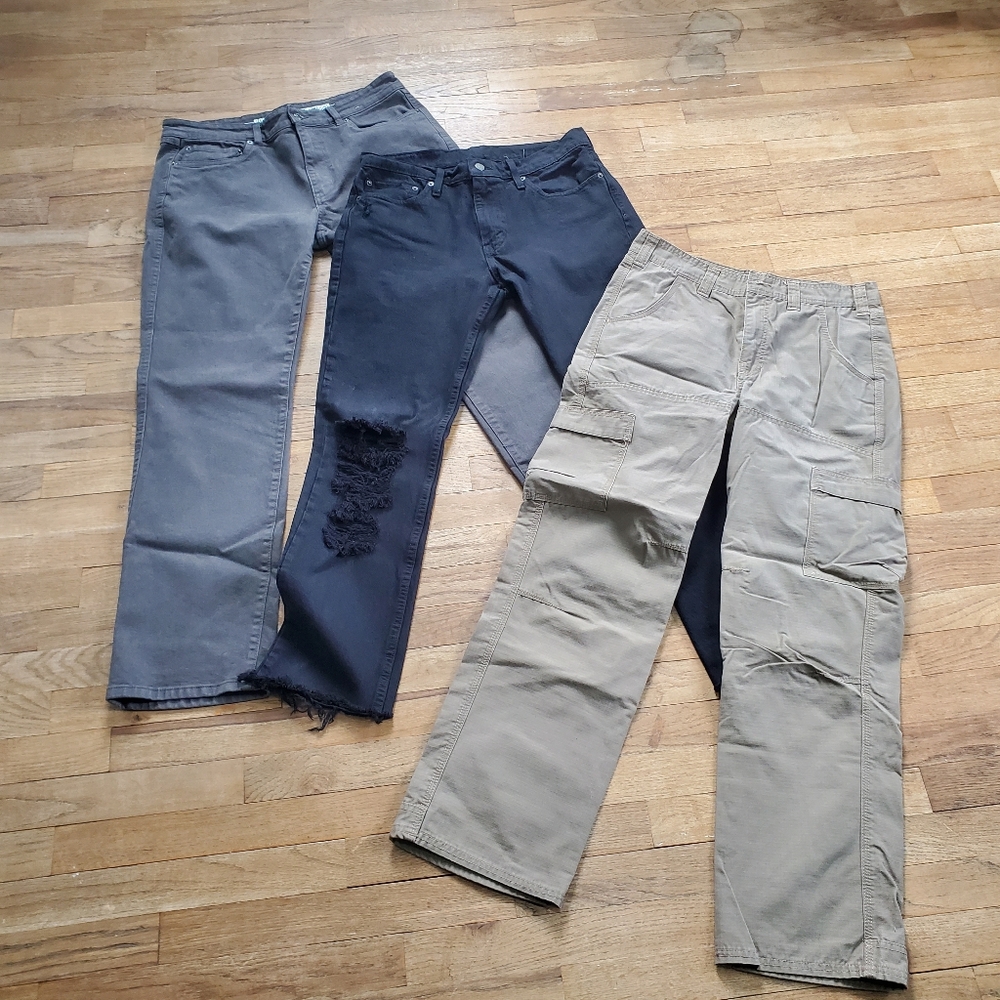 Bundle Men's Pants Size 32x32 -Levi's, Route66, Berne